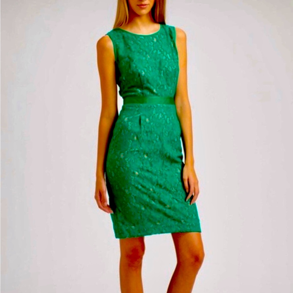 BCBG MaxAzria Alice lace sheath dress ultra green sz2, new without tags